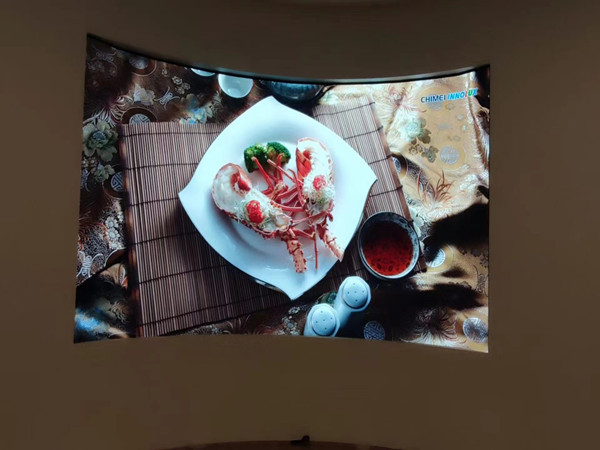 萨嘎室内P2.5弧形LED屏